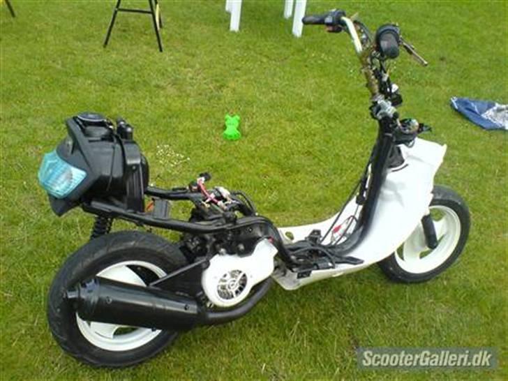 Yamaha Jog solgt For 13000 billede 2