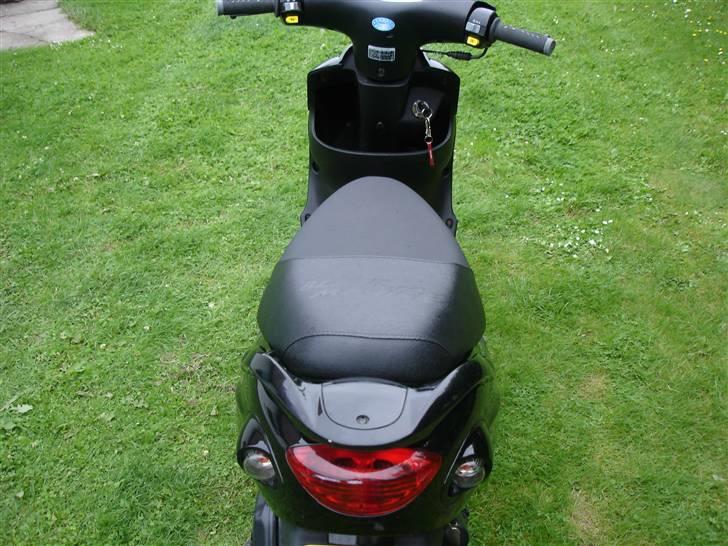 PGO Black Magic Solgt - det er jo kongen... :D billede 13