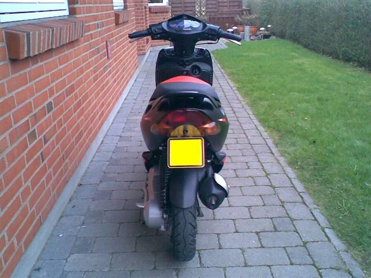 Aprilia Sonic Diablo Black  SOLGT billede 4