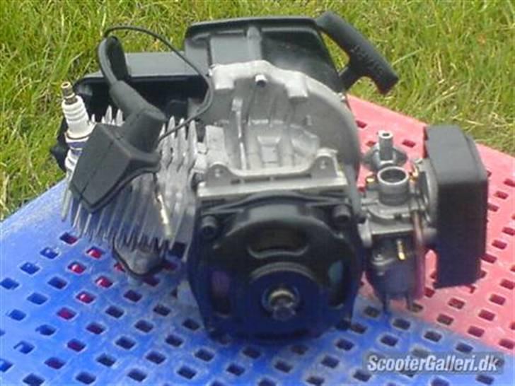 MiniBike mini scooter SOLGT billede 4