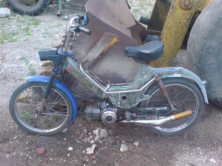 Puch Maxi 2 Gear *PROJEKT* - Dette billed er taget efter den er pudset lidt :D billede 13