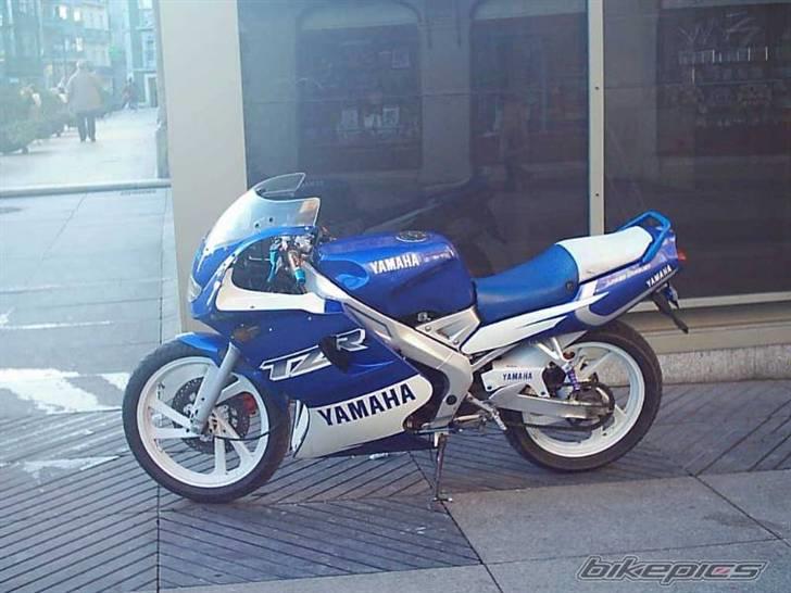 Yamaha Tzr50 Hebo Racer   - Sådan kommer min tzr til at se ud når jeg er færdig tror jeg.. Dog ikke helt mage til  billede 1