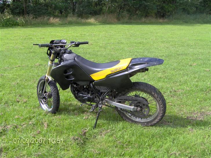 Suzuki Rmx  LC      SOLGT!! billede 2