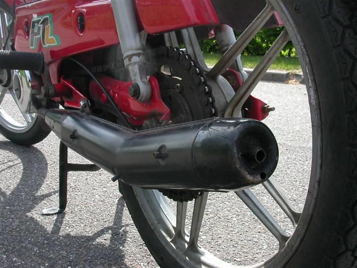 Puch maxi pl1 - en std. ud støning men den er lyd løs med to hulder billede 7