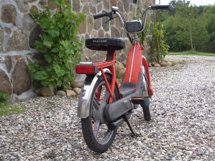 Vespa Piaggio Ciao "Solgt" billede 3