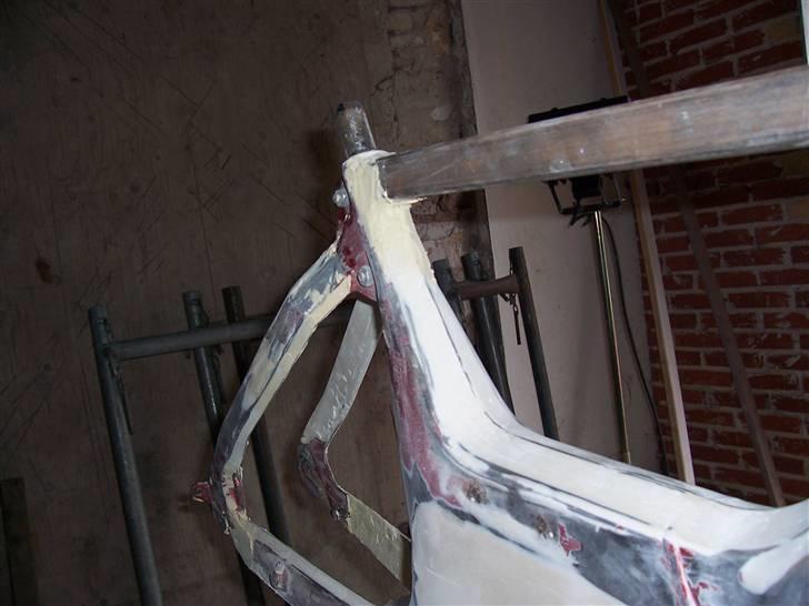 Puch maxi projekt solgt - Mangler stadig at spartle rigtig meget og slibe meget! billede 17