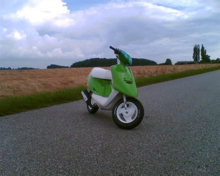 Yamaha Jog Fs Projekt. - Lige før den blev solgt, Solgt til pige for 10000. billede 10