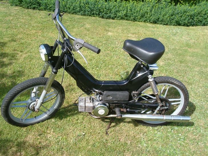 Puch Maxi... SVINET!!! - sådan stod den da jeg købte den d. 12 juli 2oo7... helt std. billede 2