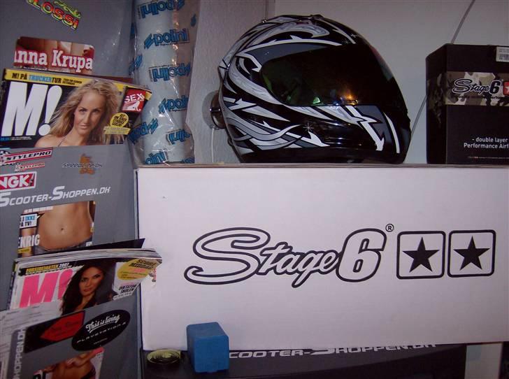 Yamaha Jog FS  [ Sæby's ] SOLGT  - Min nye hjelm (:  billede 19