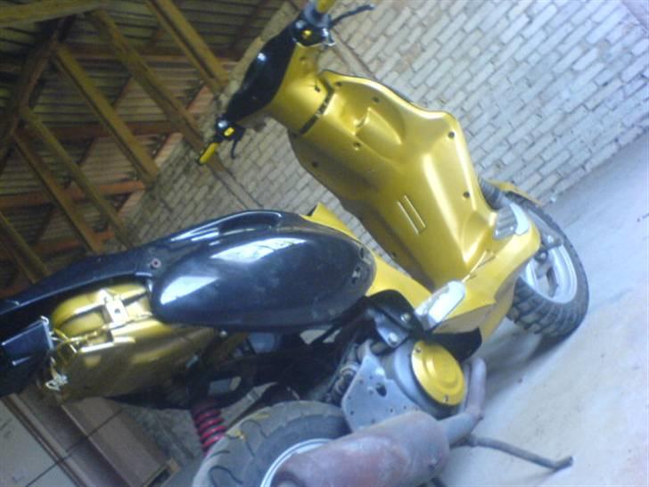 PGO PMX Sport STJÅLET - malet og pudset færdig (THE GOLDEN HAWK) billede 20