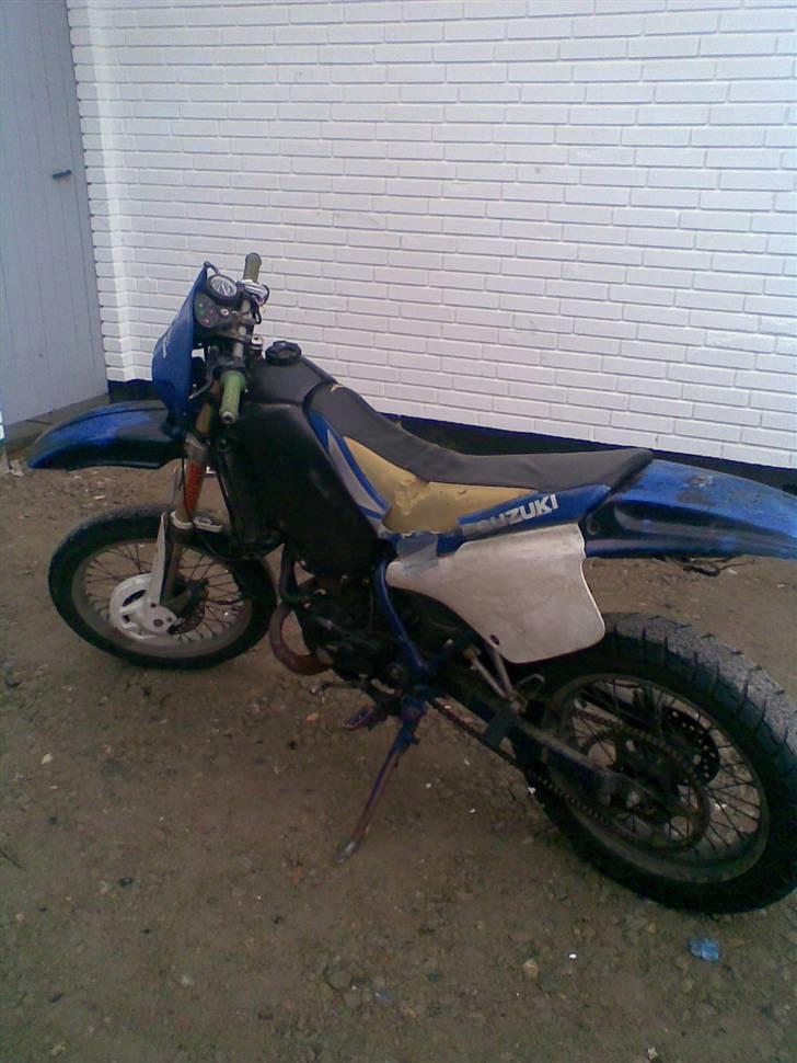 Suzuki Rmx byttet billede 2