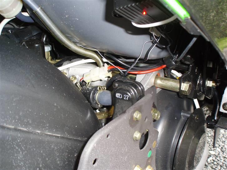 PGO Hot 50 - Neden under billede 10