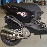 Aprilia Sonic/Maloosi MHR Raket.