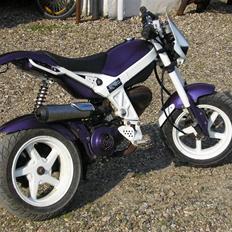 Suzuki Street Magic Solgt