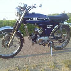 Yamaha FS1-DX 4gear ->SOLGT<_ 