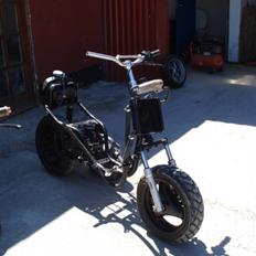 Yamaha Jog Manston LC. Solgt.