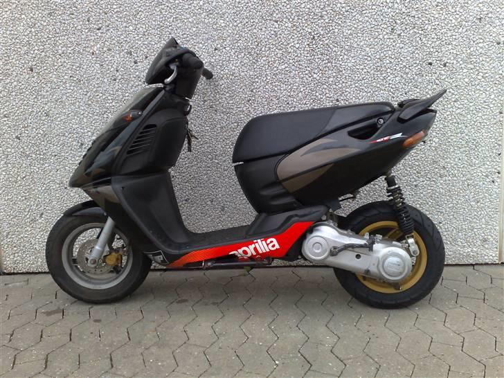 Aprilia Sonic GP SBK - SOLGT billede 1