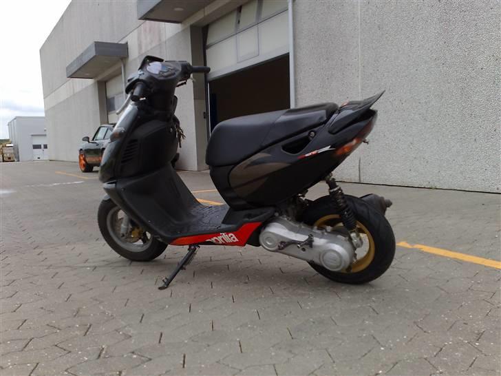 Aprilia Sonic GP SBK - SOLGT billede 2