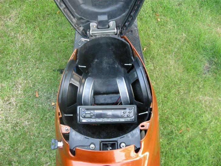 Yamaha jog SOLGT billede 5