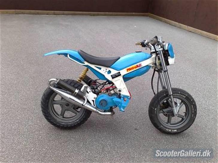 Suzuki Street Magic 70cc SOLGT:) - Gammelt! billede 1