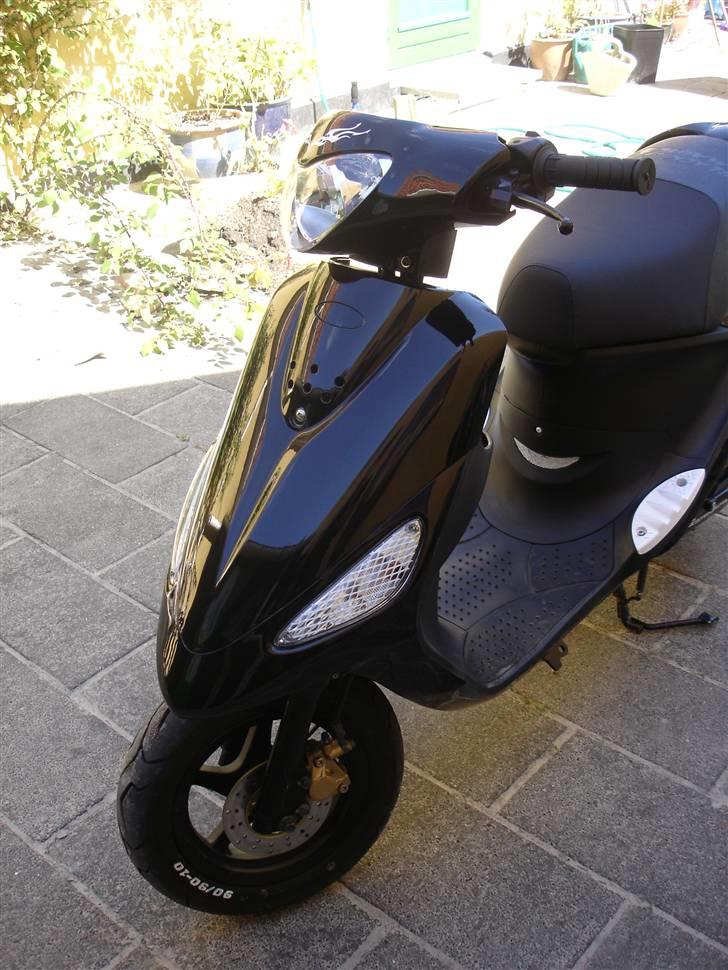 PGO Black magic :)  - Skråt forfra billede 6