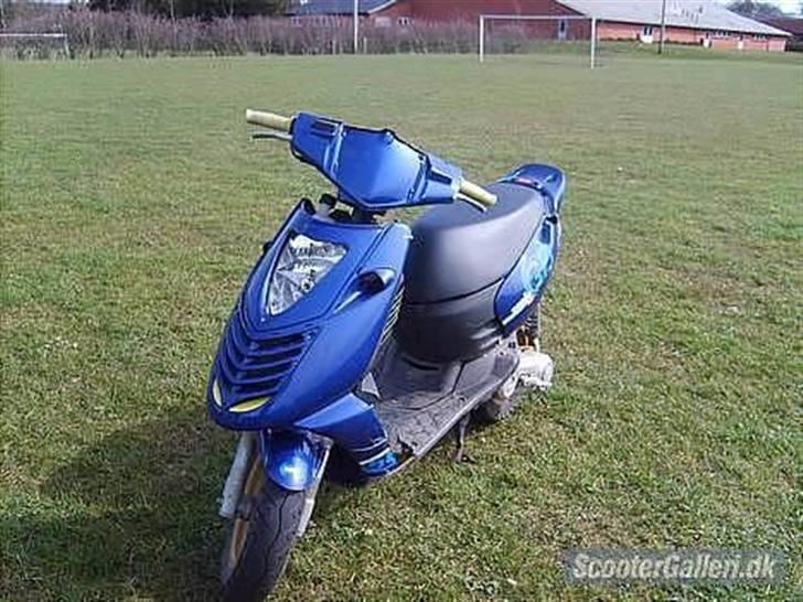 Aprilia sonic lc gp billede 1