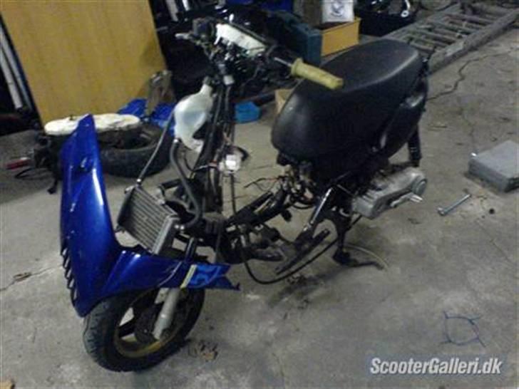 Aprilia sonic lc gp billede 2