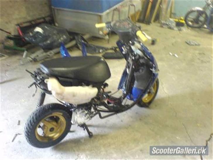 Aprilia sonic lc gp billede 3