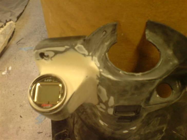 Yamaha bws..{ Rand's}..  - sportur´s holder bliver spartlet ind, med en omdrejnings tæller i.. billede 19