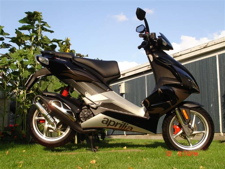 Aprilia SR 50 R FACTORY billede 2