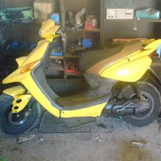 Yamaha bws solgt i dele