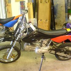 MiniBike dirtbike 125cc byttet