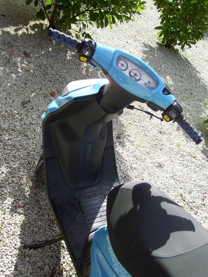 PGO HOT 50 'SOLGT' billede 10