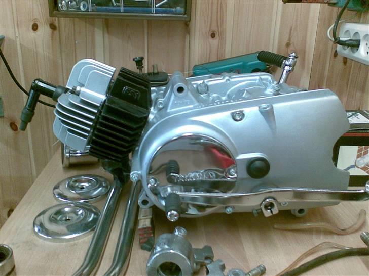 Yamaha  4 gear K1  -  Nyrenoveret motor :D billede 1