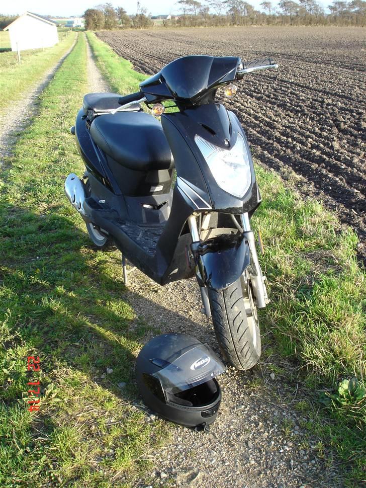 Kymco                Agility 50 - Hele scooteren billede 1