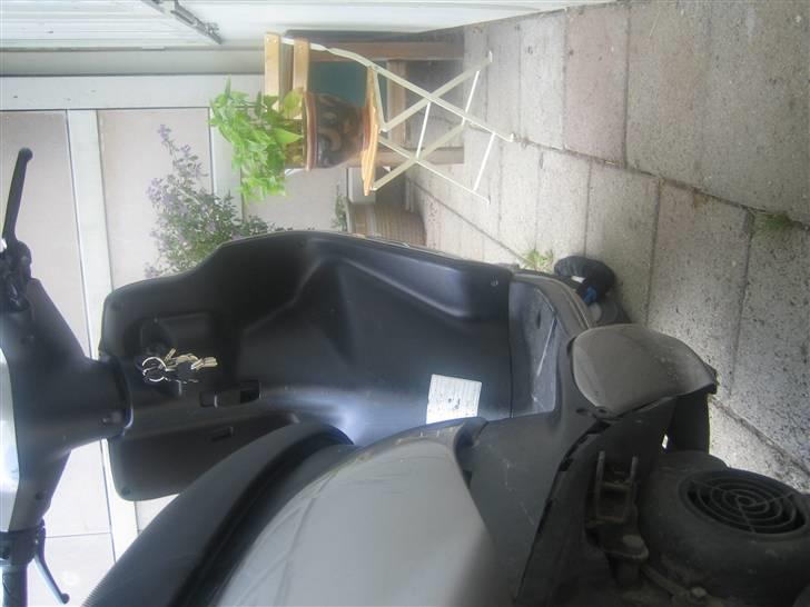 Yamaha Jog R Solgt billede 7