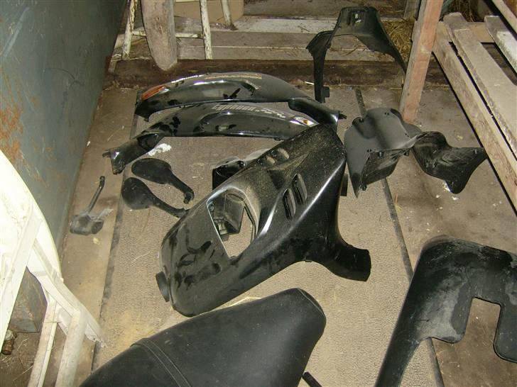 Piaggio typhoon *Sælges/Byttes* - De er meget beskidte,, men de ligger tørt og sikkert. billede 12