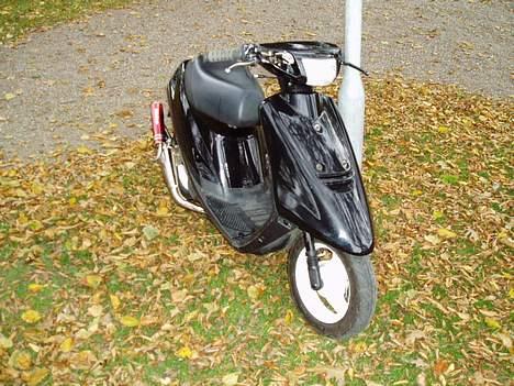 Yamaha jog /  SOLGT - mangler 2 hele blinklys - søger dem ! billede 2