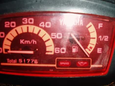 Yamaha jog /  SOLGT - ser jeg rødt ? billede 6