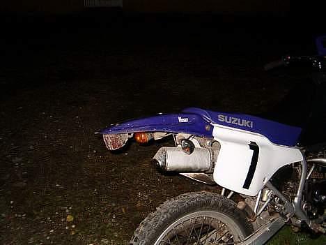 Suzuki RMX (Skaffet af vejen) billede 4