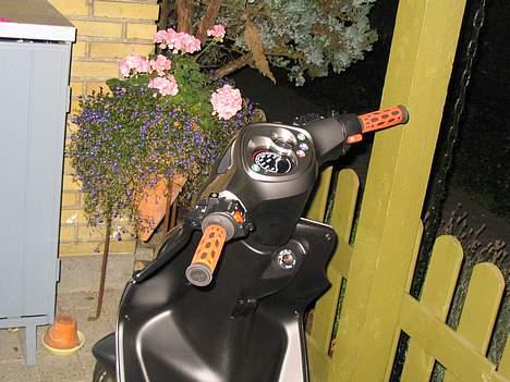 Yamaha Jog R - nye håndtag.. billede 8