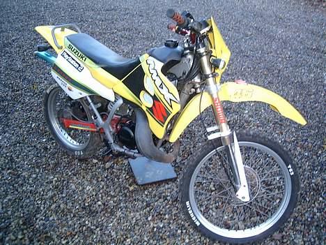 Suzuki RMX --SOLGT-- billede 5