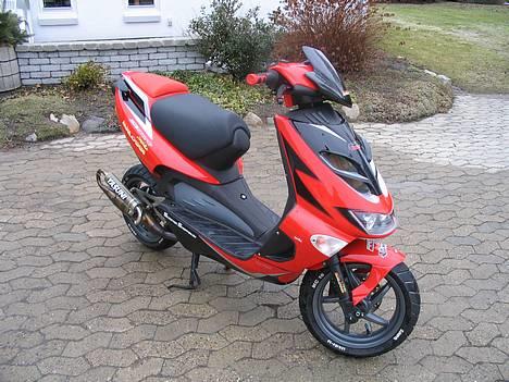 Aprilia SR50 DiTech -SOLGT- billede 2