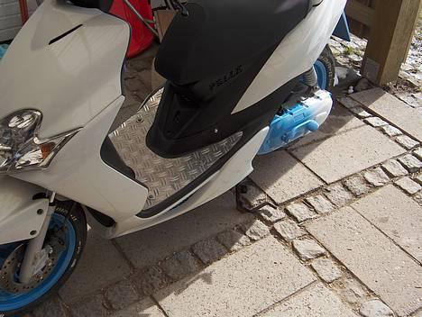 Yamaha Jog R (ER BLEVET STJÅLET) billede 1