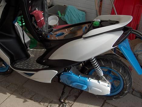 Yamaha Jog R (ER BLEVET STJÅLET) billede 4
