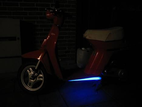 Honda Melody Mini NT50 - gamle neon  billede 5