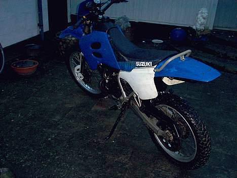 Suzuki Rmx SOLGT billede 3