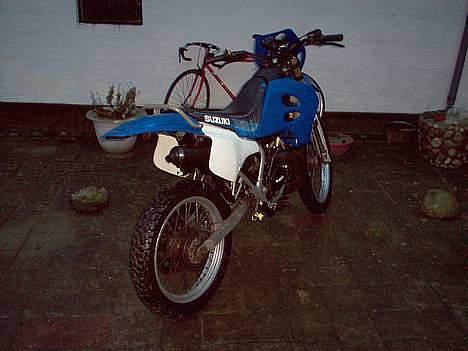 Suzuki Rmx SOLGT billede 4