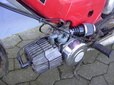 Puch Maxi P  [solgt] - Billede af min motor, jeg har næsten lige sat Power luffilteret på. billede 6