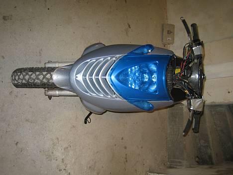 Aprilia sonic - front (slukket) billede 4